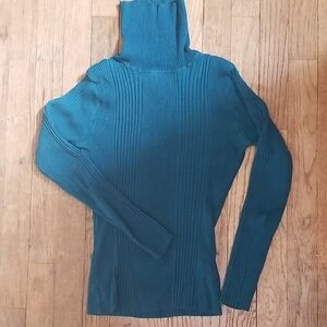 Vicinity Deep Teal Ribbed Turtleneck Sweater